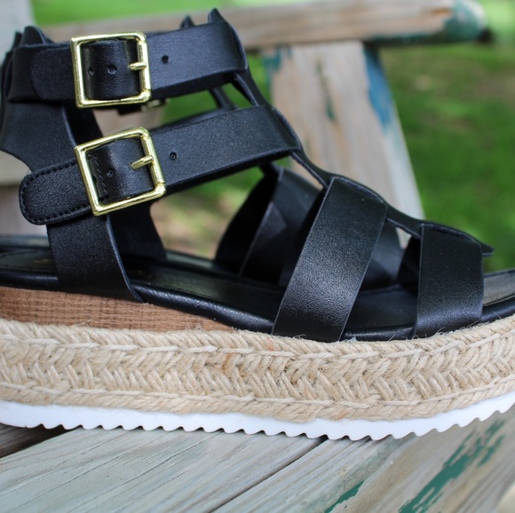 🔥"MIAMI" BLACK❤ last pair👡 - Picture 2 of 6